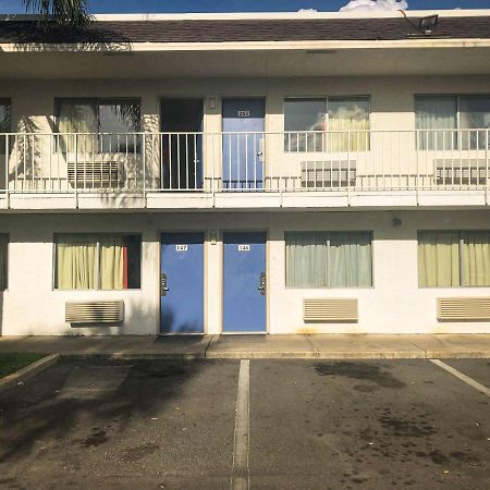 Motel 6-Jacksonville, Fl - Orange Park エクステリア 写真